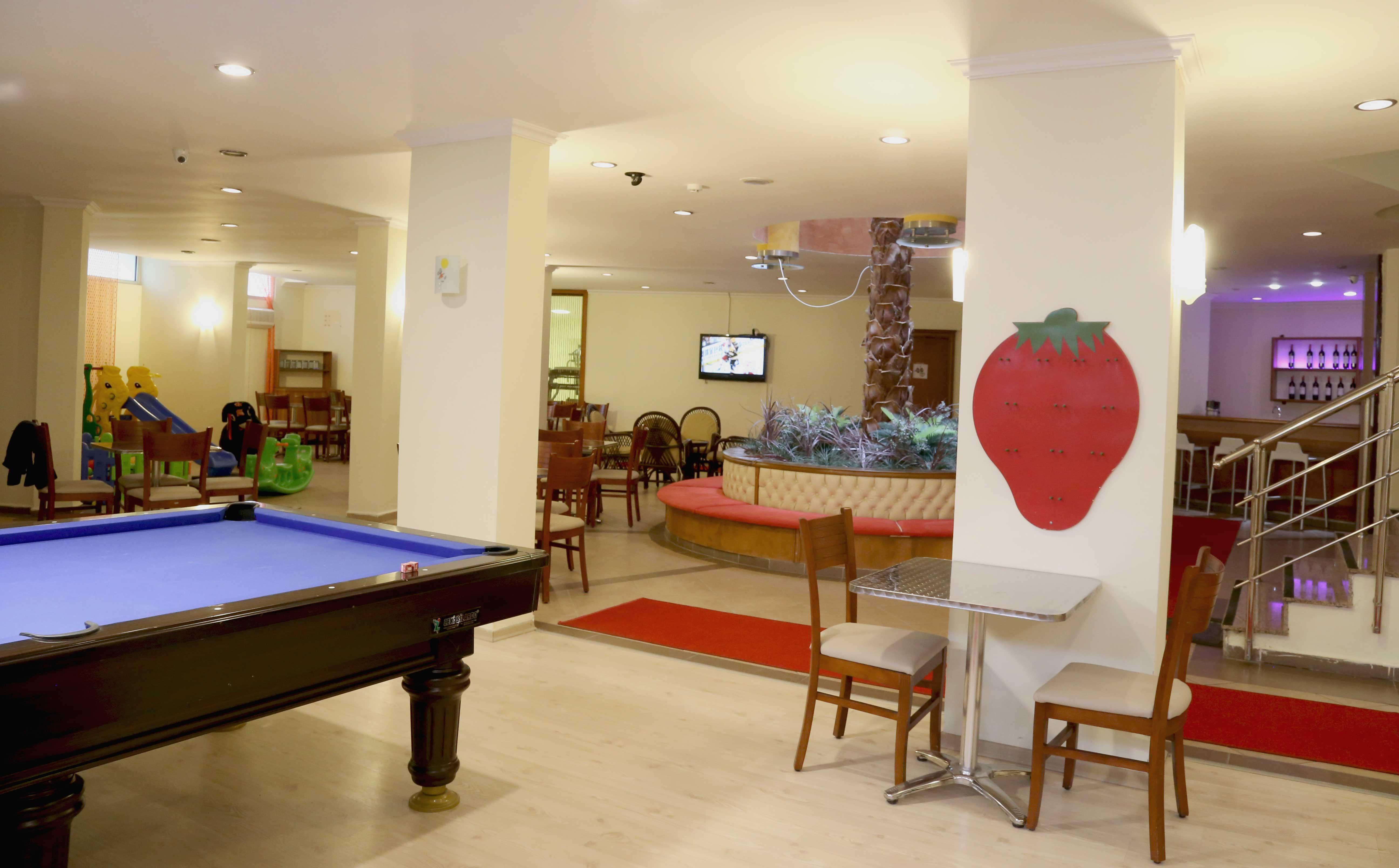 Club Karakas Otel 4*