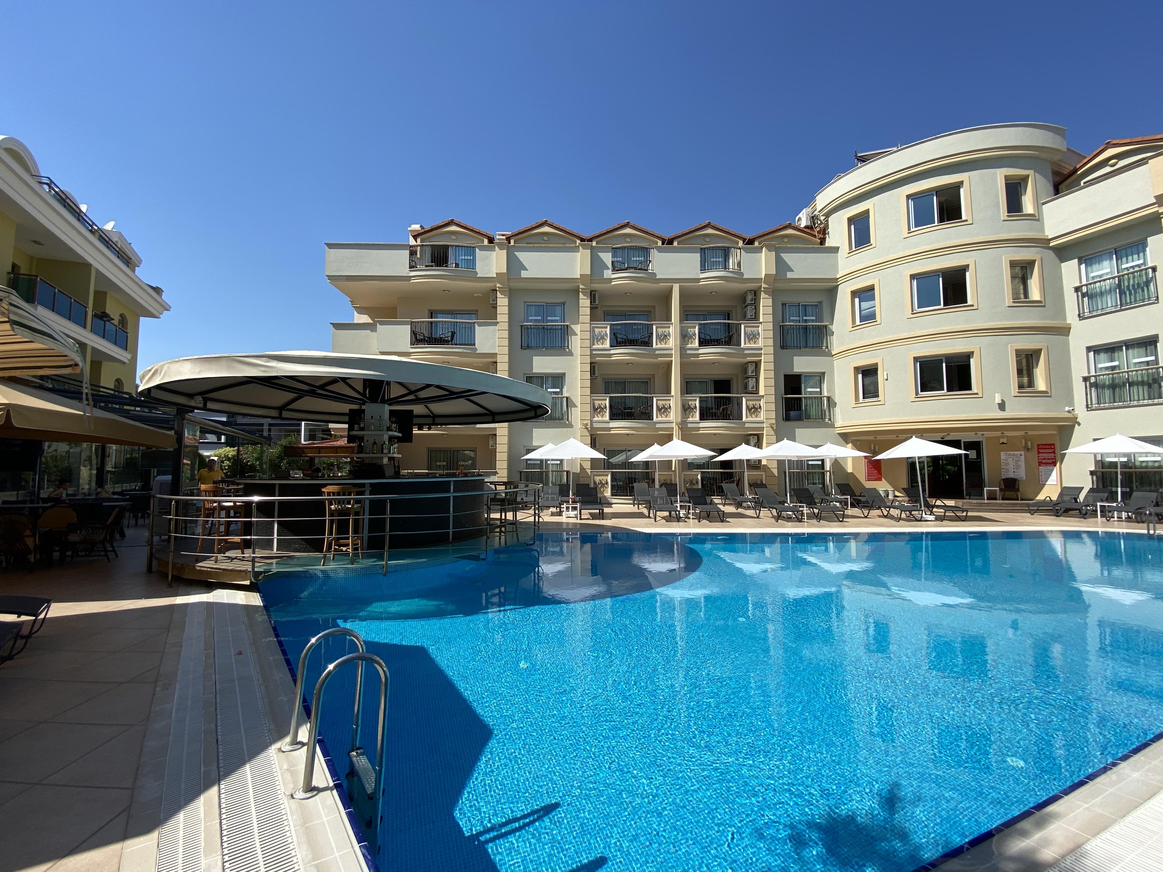 Otel Club Karakas 4*