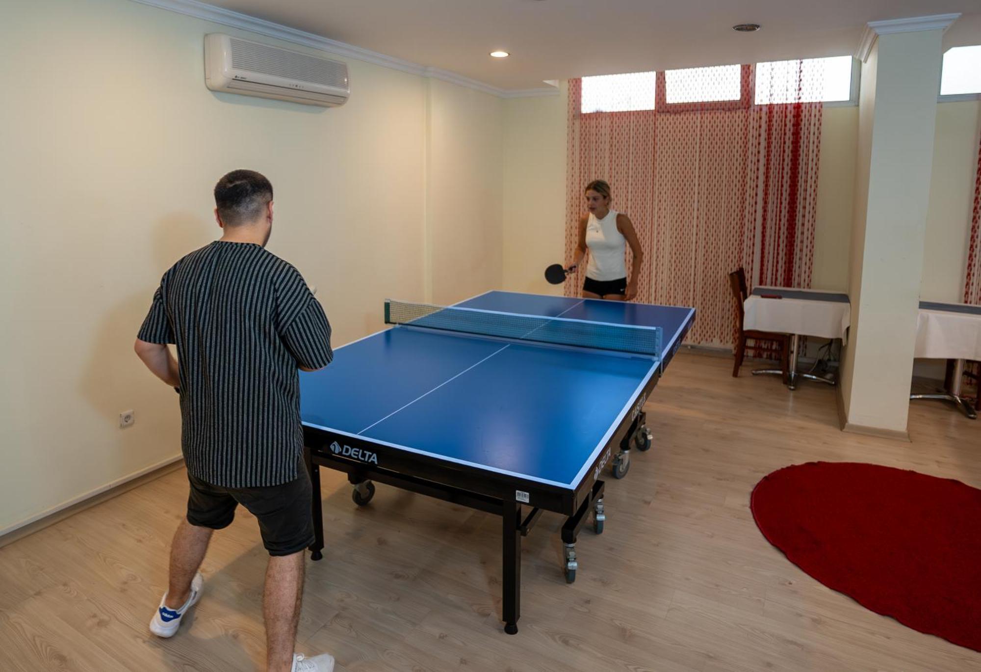 Club Karakas Otel 4*